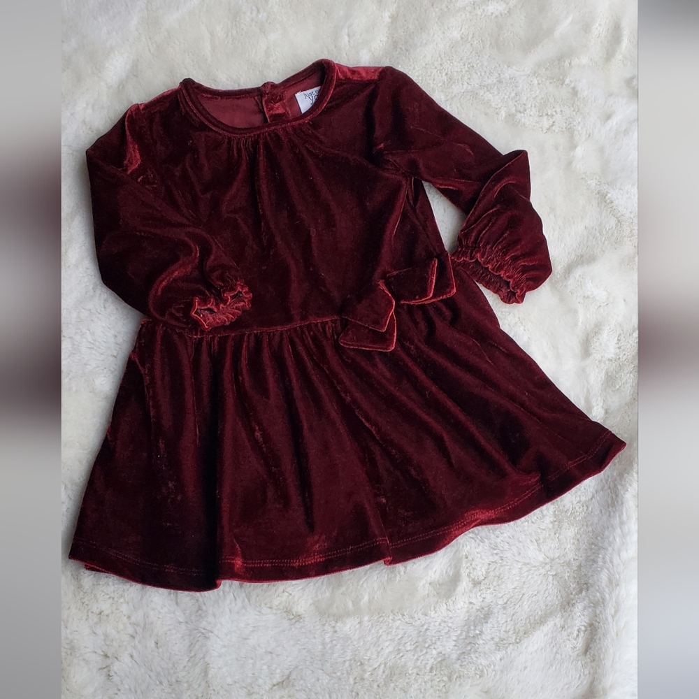 Christmas  Burgundy velvet dress size 18M